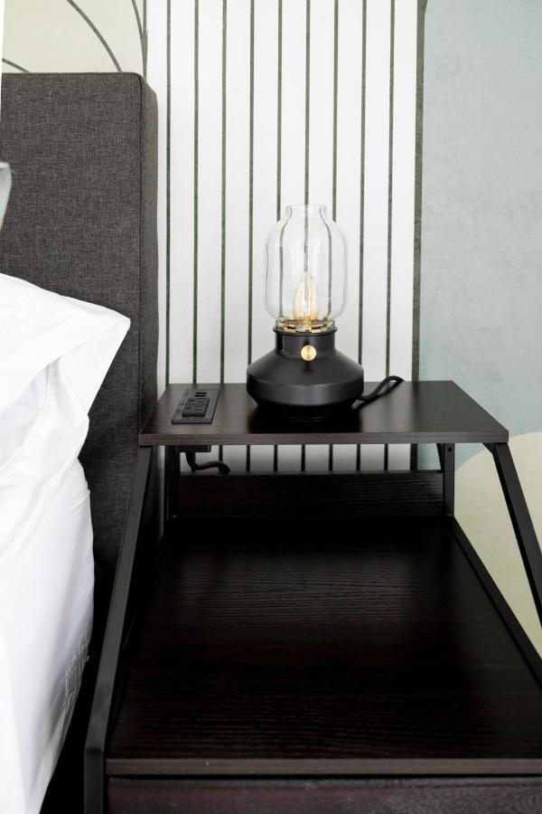 Stylish Suite At 300 Front Street W تورونتو المظهر الخارجي الصورة