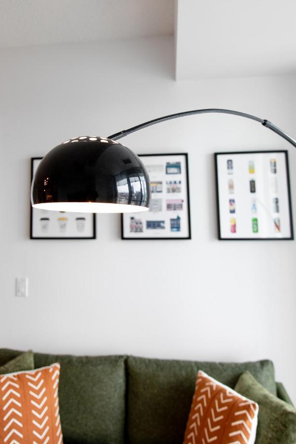 Stylish Suite At 300 Front Street W تورونتو المظهر الخارجي الصورة