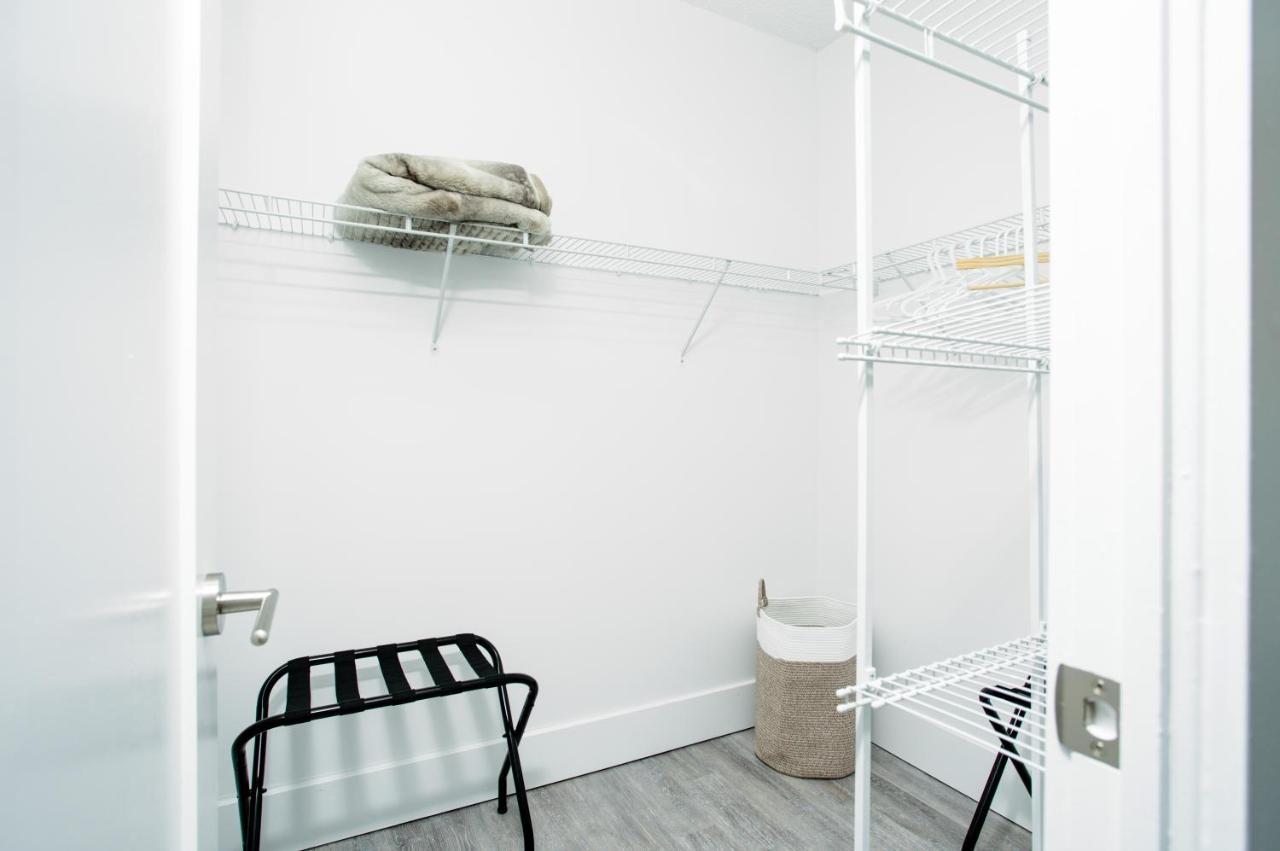 Stylish Suite At 300 Front Street W تورونتو المظهر الخارجي الصورة