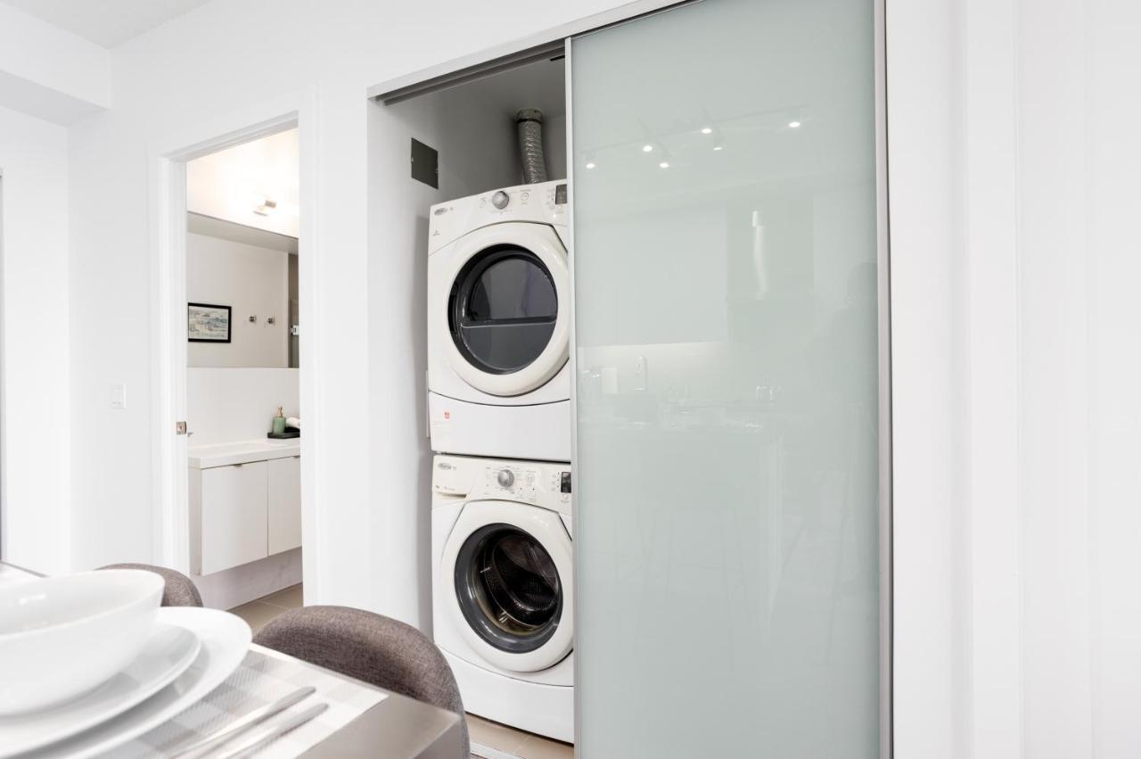 Stylish Suite At 300 Front Street W تورونتو المظهر الخارجي الصورة