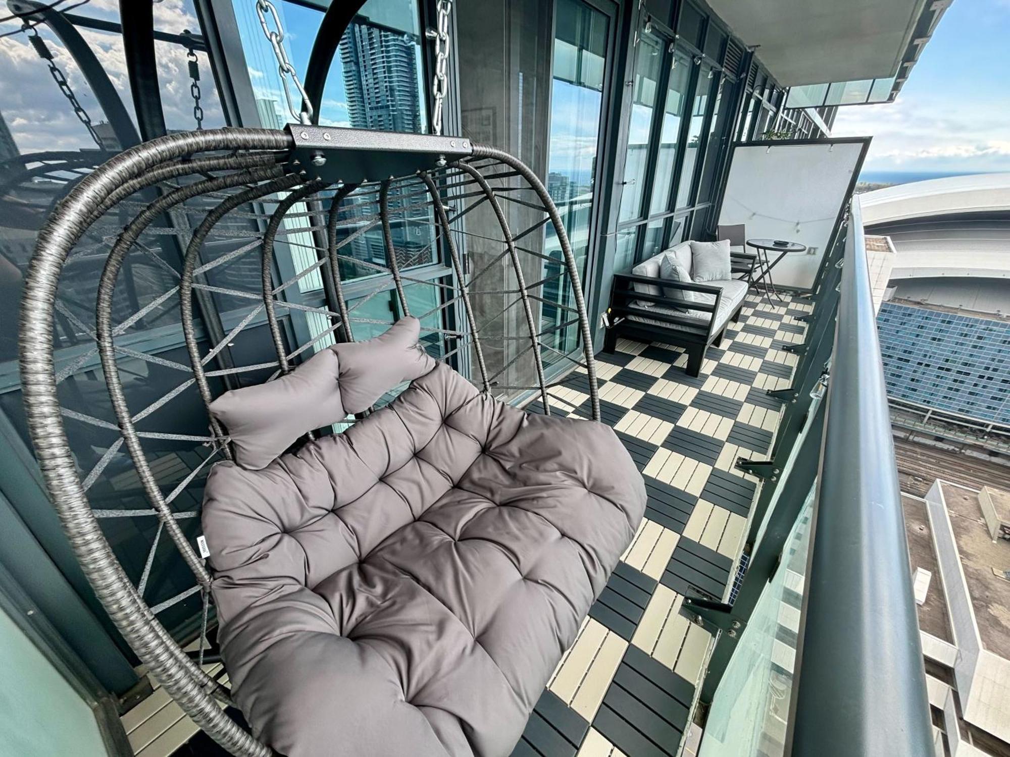 Stylish Suite At 300 Front Street W تورونتو المظهر الخارجي الصورة